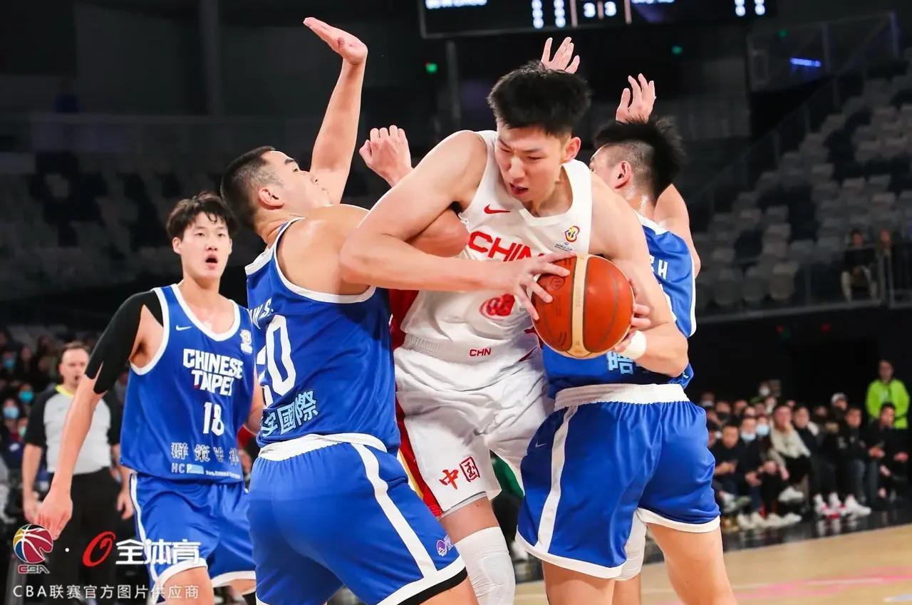 包含男篮世预赛回顾：王哲林27分14板，中国男篮加时胜巴林的词条