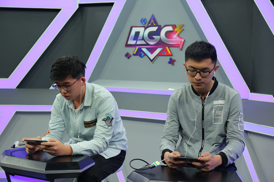 关于关键比赛中，雷霆神域率先晋级，锁定晋级资格的信息