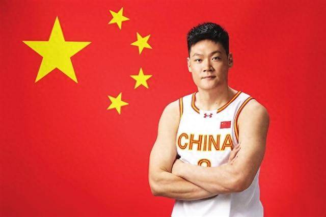 给力！中国三人男篮力克世界第1张宁独揽11分