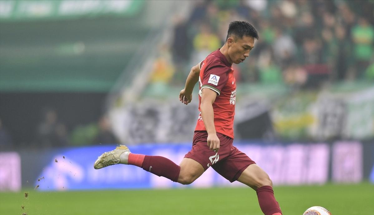 乐竞体育登录入口-中超-刘祝润传射拉布亚德破门英博客场2-0亚泰三连胜的简单介绍